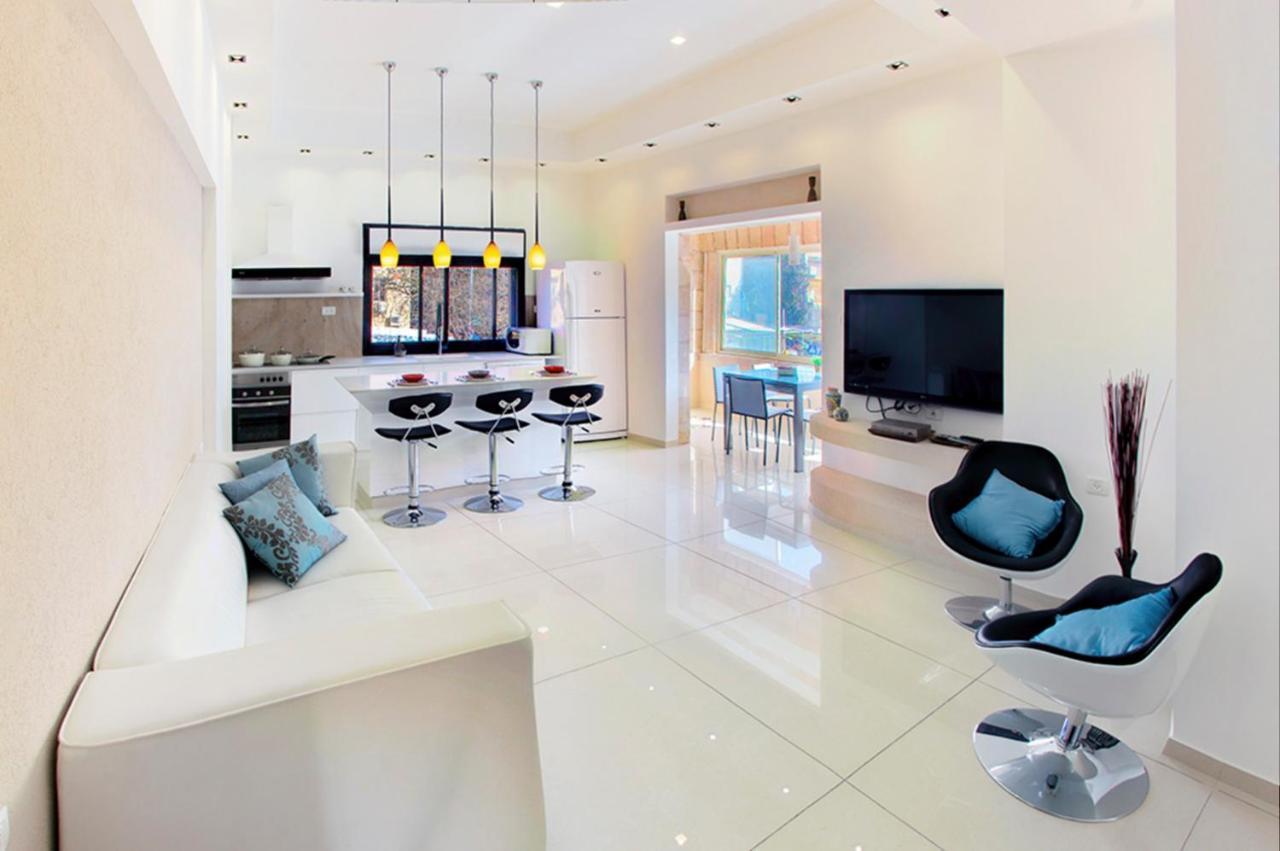 Luxury Apartment In The Heart Of The German Colony エルサレム エクステリア 写真