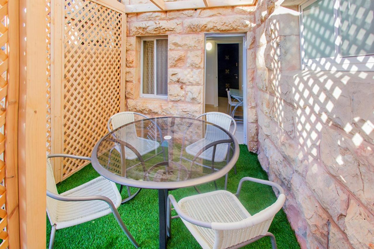 Luxury Apartment In The Heart Of The German Colony エルサレム エクステリア 写真